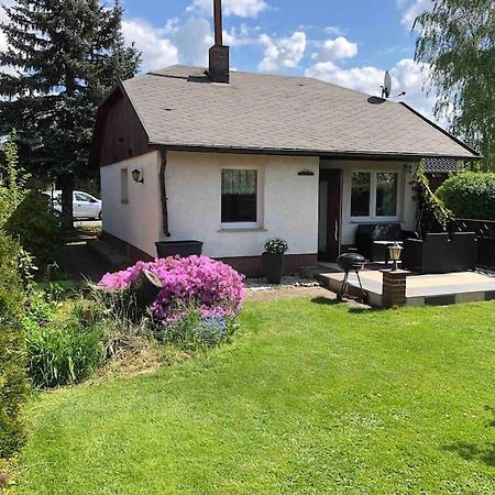 Gemuetlicher Bungalow In Cottbus - Sielow ภายนอก รูปภาพ